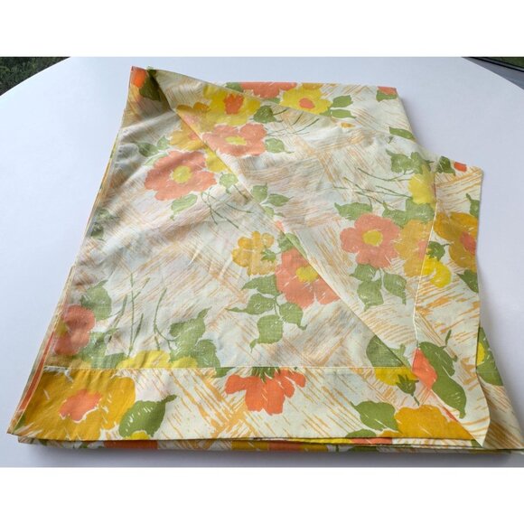 Vintage 70s flat / top sheet, yellow orange flowers, Tastemaker, full size bed - Picture 6 of 10